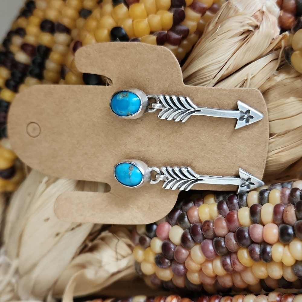 NWOT Handmade Native American Navajo Turquoise Arrow Earrings 🏹 💙